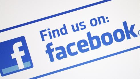 Facebook_shutterstock_2381272625